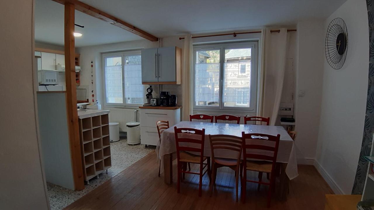Maison 6-9 Pers Pour Vacances Et Cure Thermale Ле-Мон-Дор Экстерьер фото